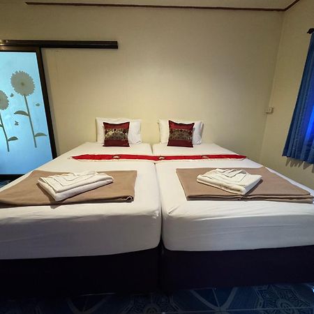 Baan Klong House Hotell Baan Khai Exteriör bild