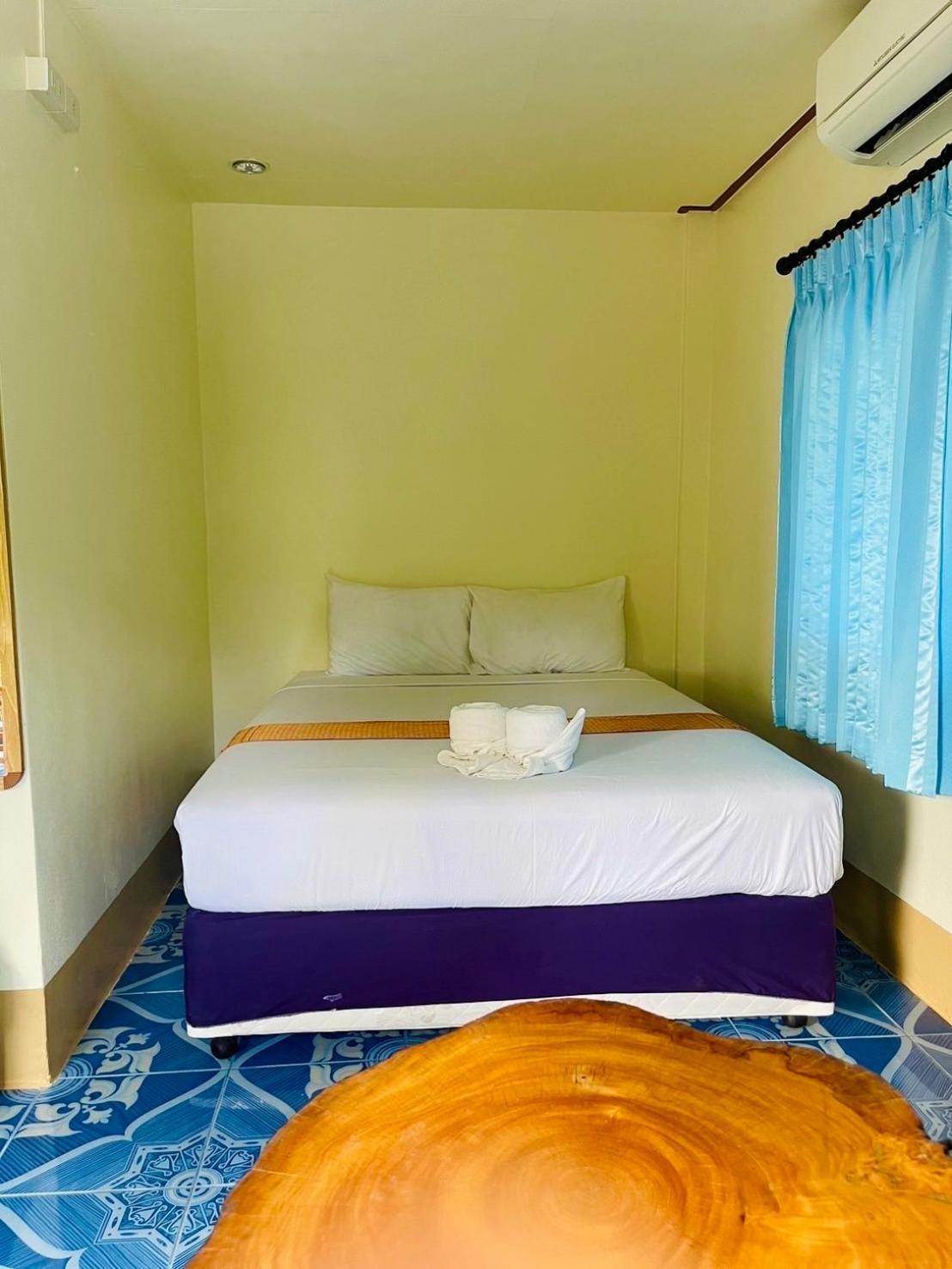 Baan Klong House Hotell Baan Khai Exteriör bild