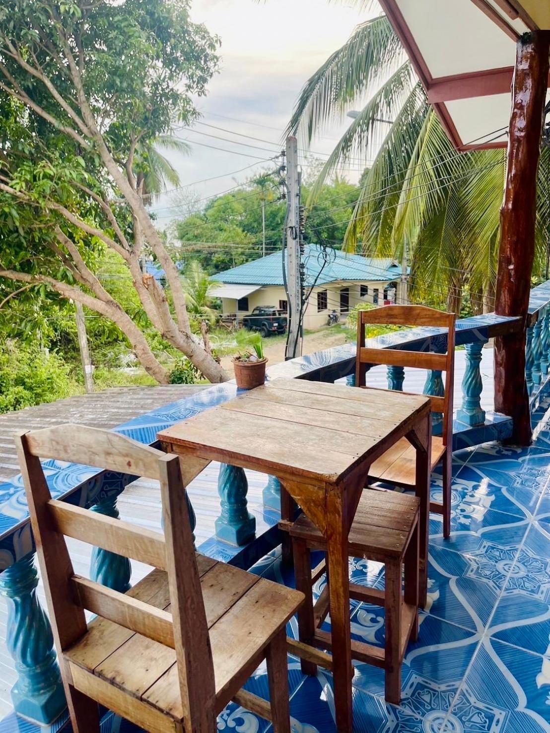 Baan Klong House Hotell Baan Khai Exteriör bild