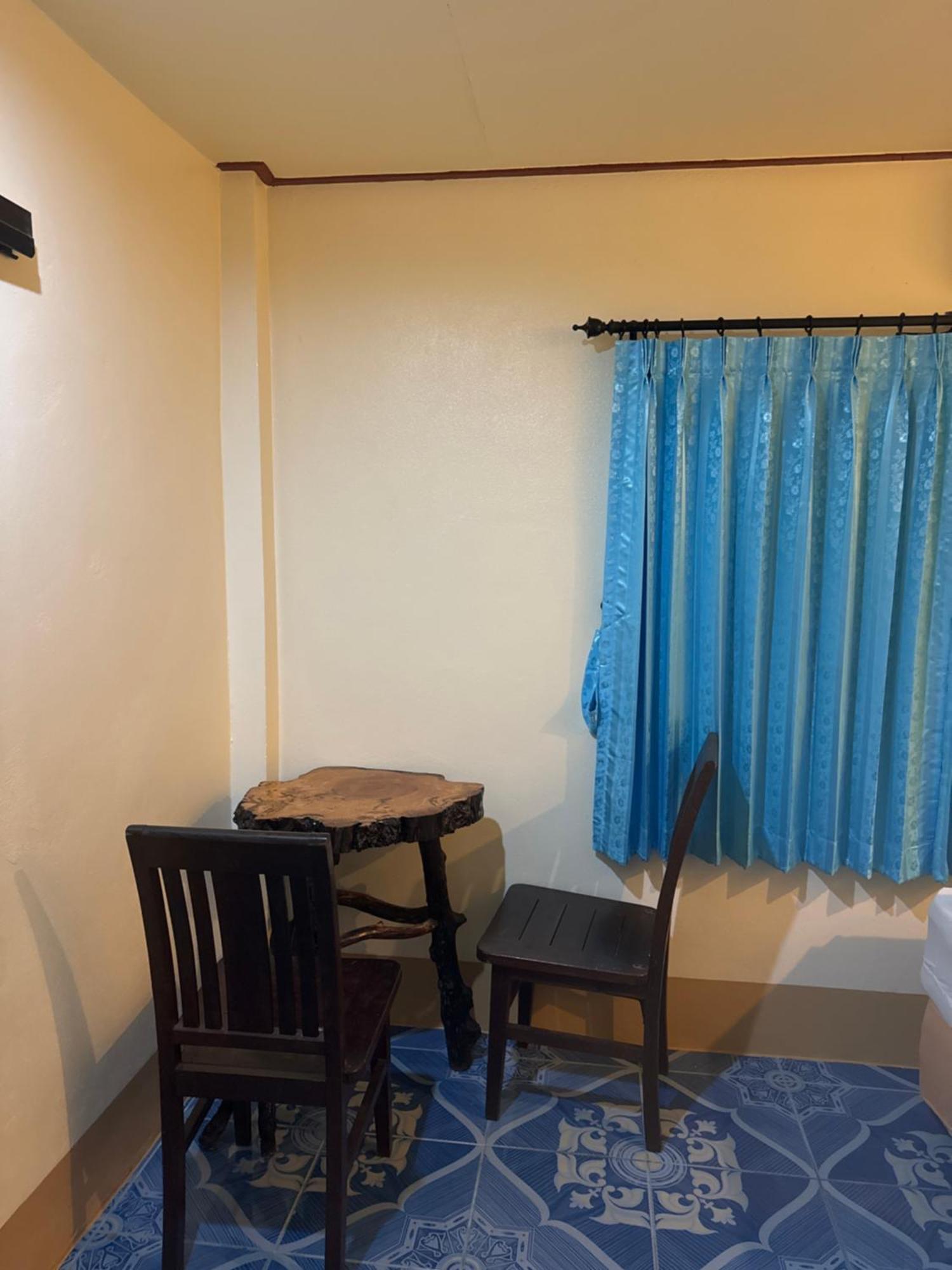 Baan Klong House Hotell Baan Khai Exteriör bild