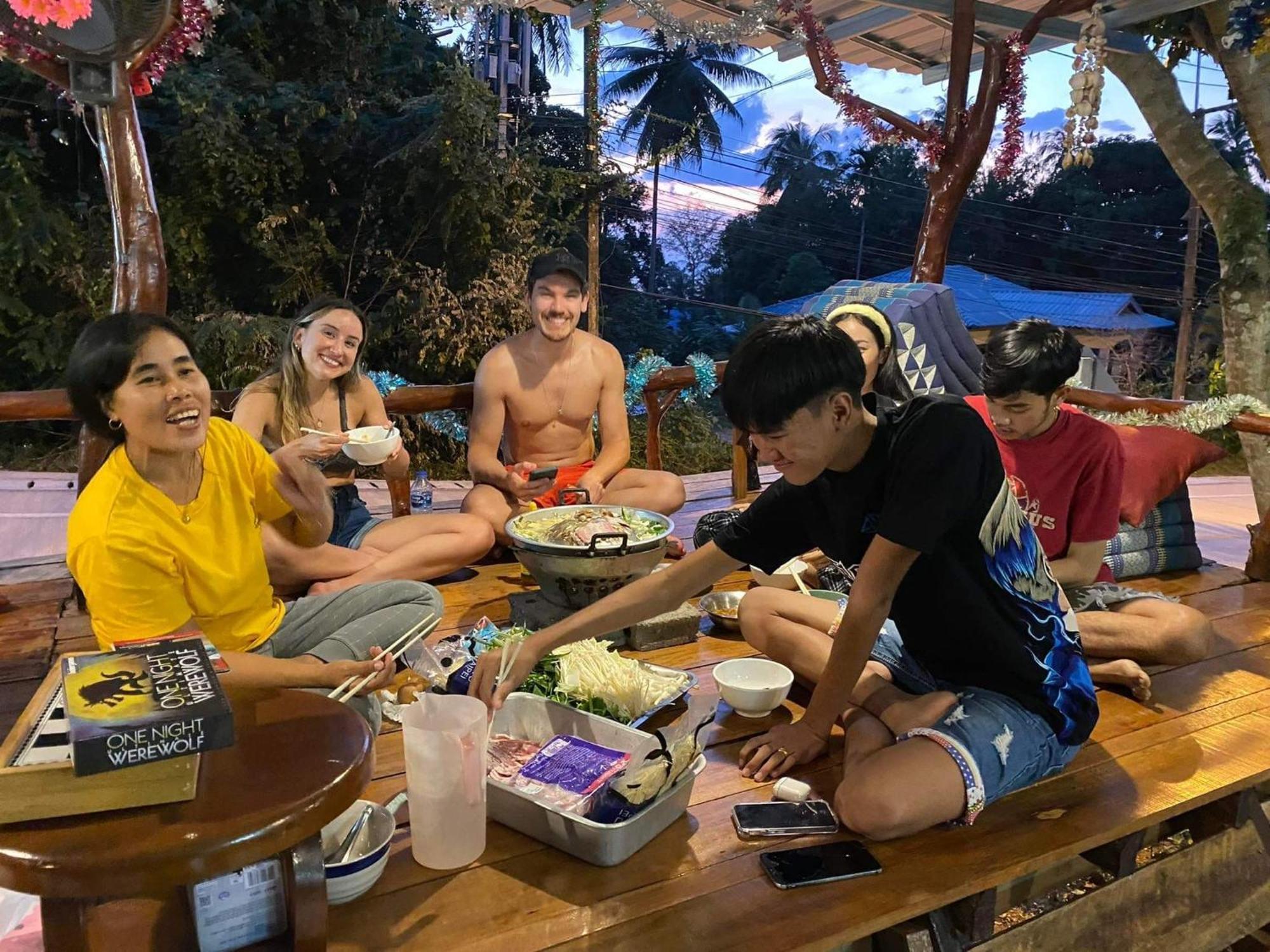 Baan Klong House Hotell Baan Khai Exteriör bild