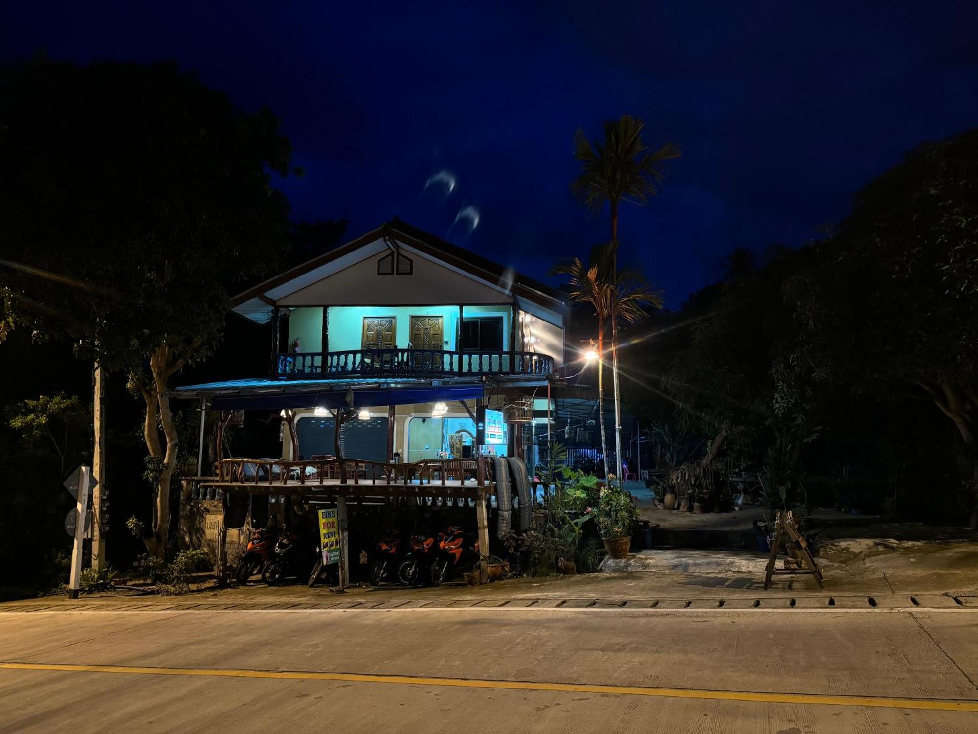Baan Klong House Hotell Baan Khai Exteriör bild